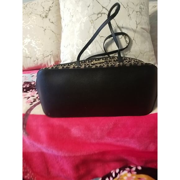 Michael Kors Kempton Large Black and Beige Logo tote bag l - Picture 4 of 5